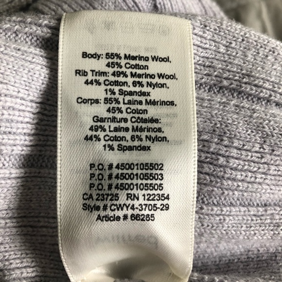 Wilfred (Aritzia) Thais (Plunge Front) Cardigan - Picture 5 of 5